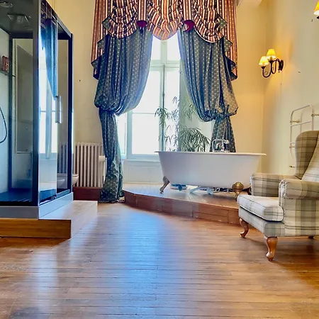 Chateau La Bainerie Tierce