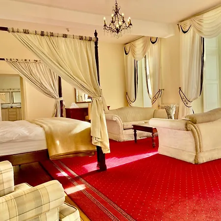 Chateau La Bainerie B&B 3*