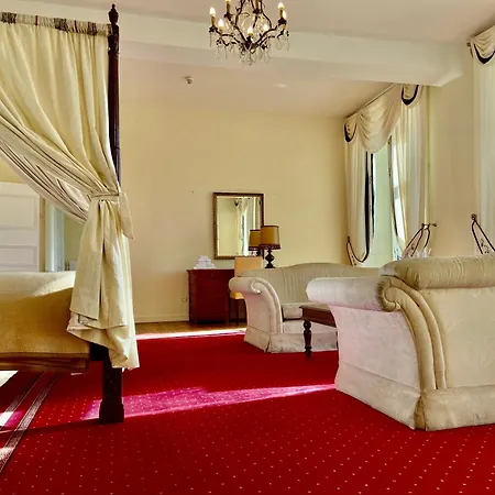 Chateau La Bainerie 3* Tierce