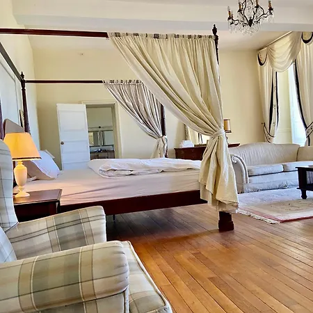 Chateau La Bainerie Tierce