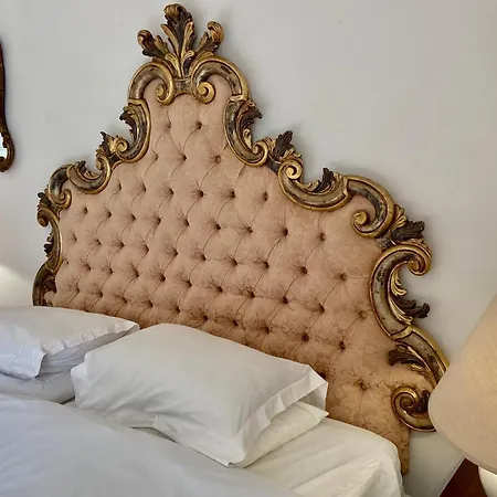 Oda ve Kahvaltı Chateau La Bainerie 3*