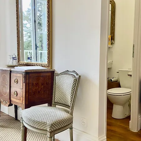 Oda ve Kahvaltı Chateau La Bainerie