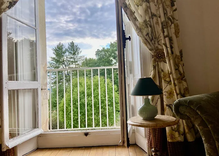 Couette-café Chateau La Bainerie