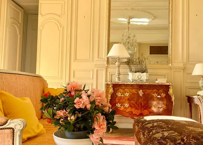 Oda ve Kahvaltı Chateau La Bainerie